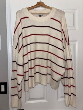 AE | Woman’s Oversized Striped Soft Crew Neck Sweater XL